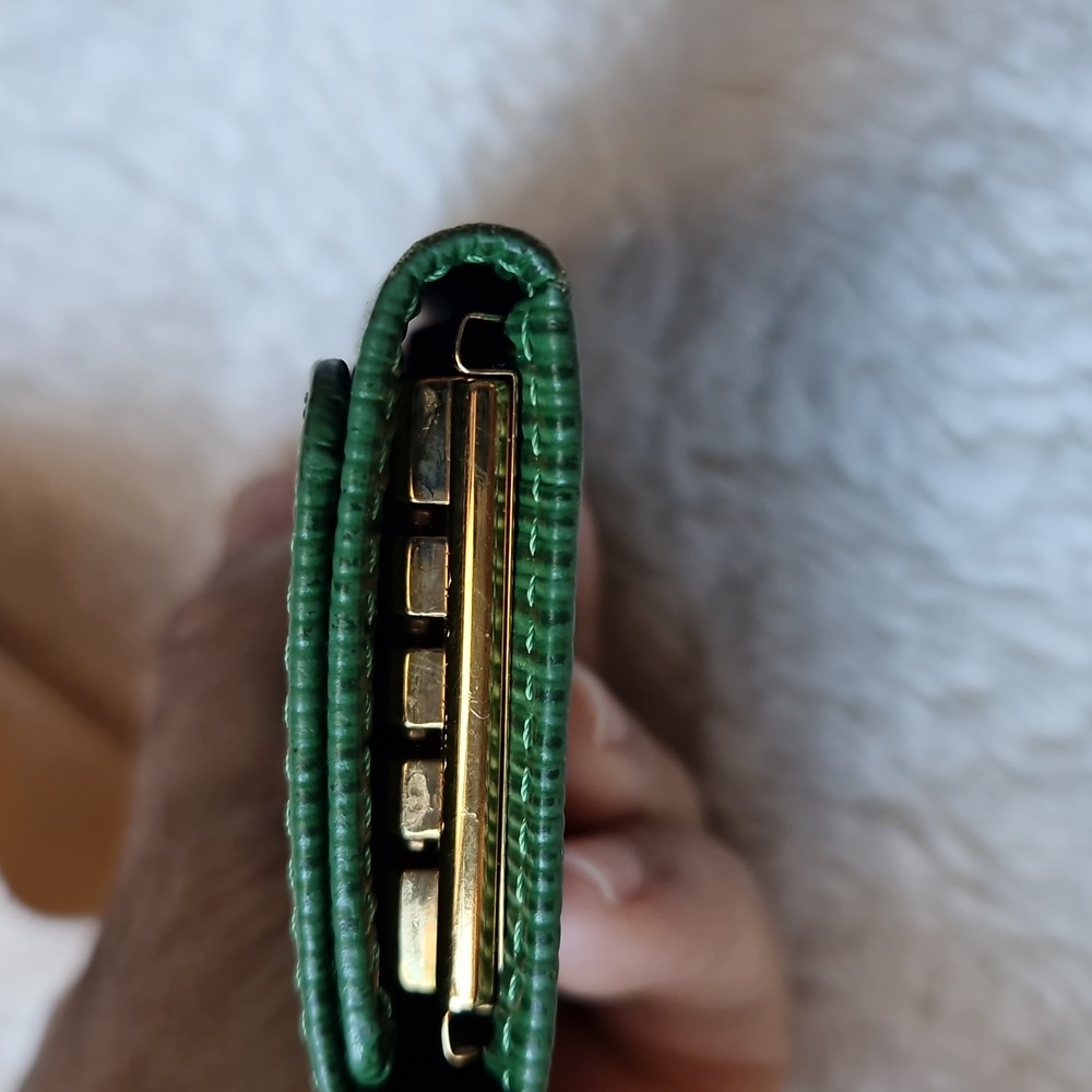 Louis Vuitton Forest Green Key Holder With Dust Bag Women's Wallet - Picture 11 of 12